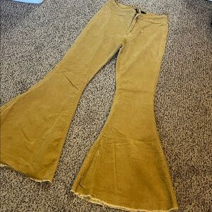 Women's Flare Corduroy Jeans in Mustard